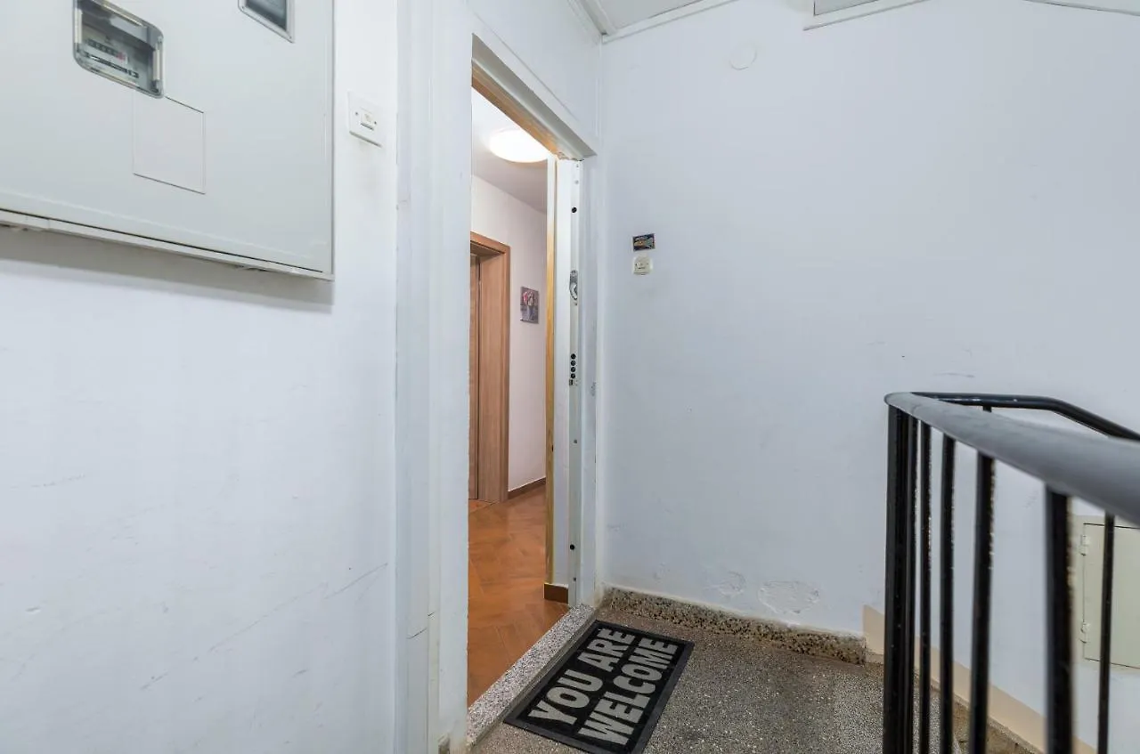 PUY Apartment Rahela