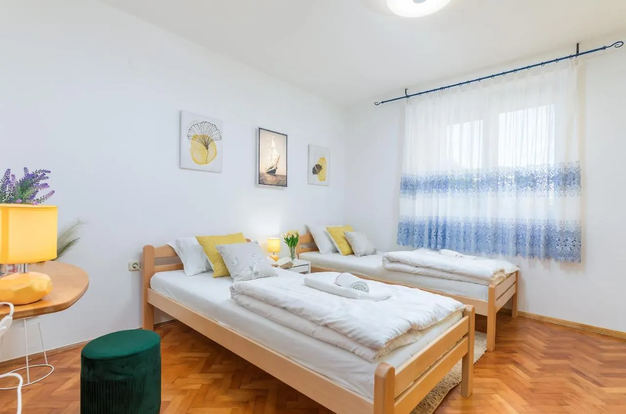 Apartment Rahela Pula